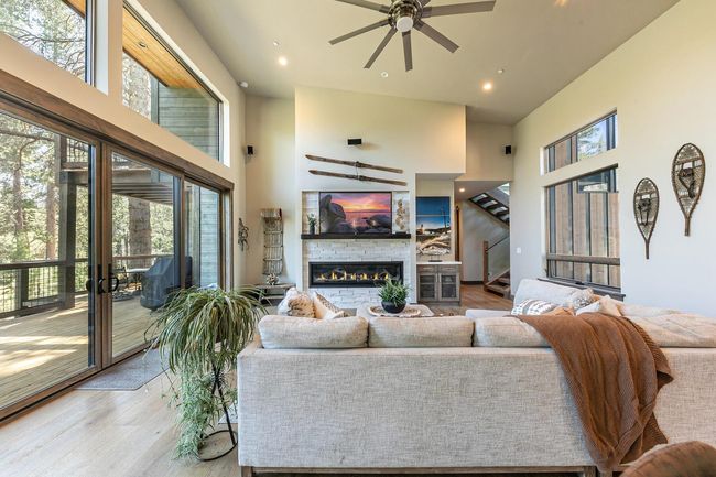 11711 Ghirard Rd, House other with 5 bedrooms, 3 bathrooms and null parking in Truckee CA | Image 10