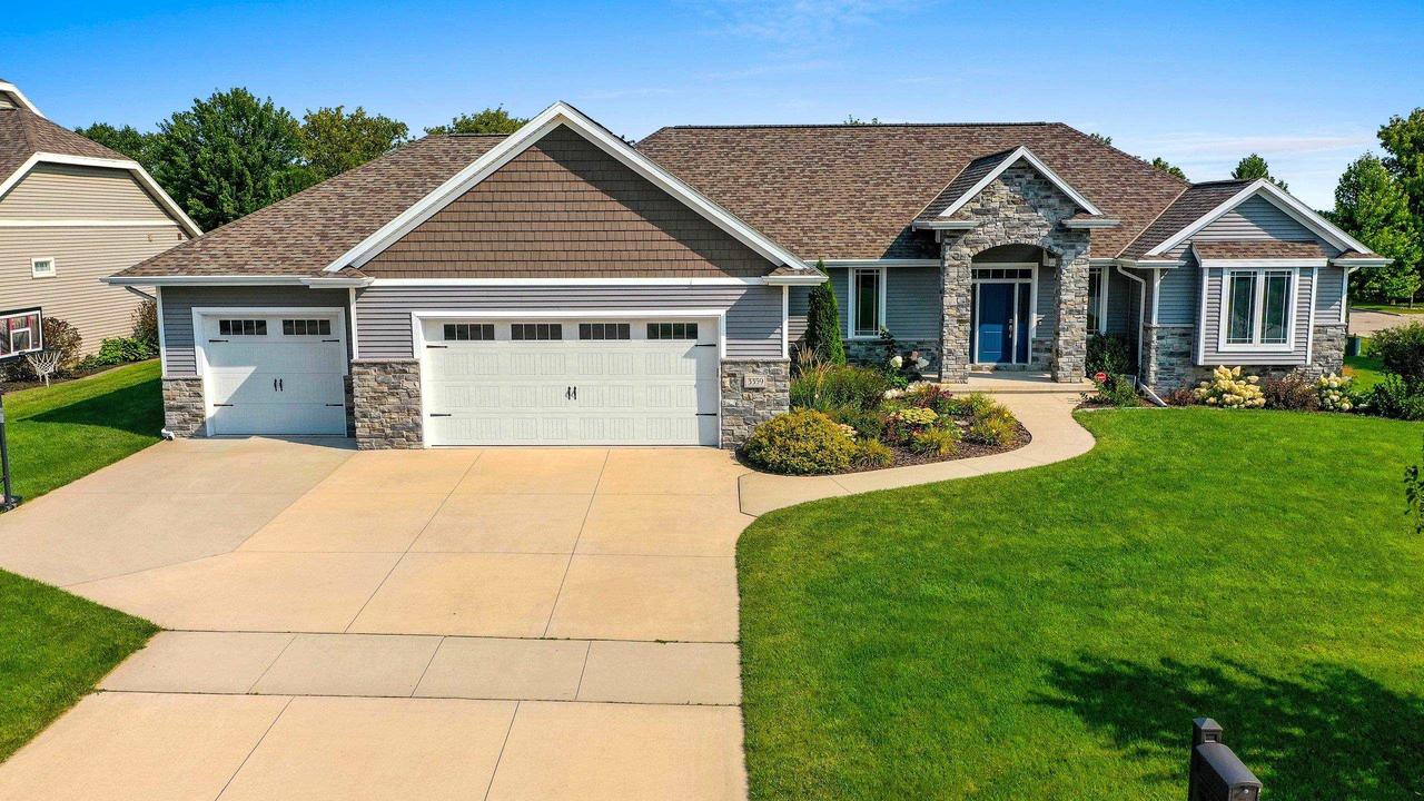 Baywater Ave, Green Bay, WI 54311