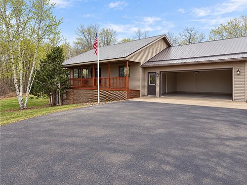 324 Rudolph Rd, Cameron, WI, 54822-9678 | Card Image