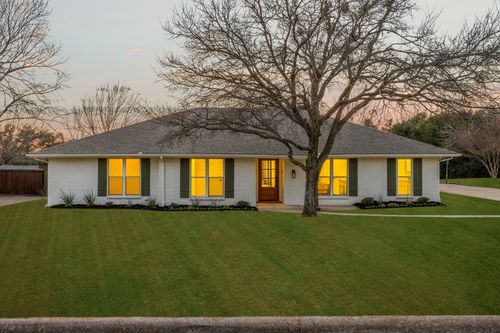 2 Sandra Dr, Heath, TX, 75032-7617 | Card Image