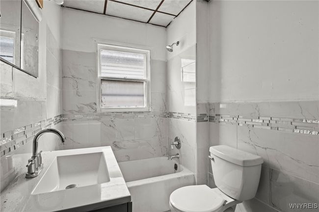 1319 Electric Ave, Home with 6 bedrooms, 2 bathrooms and null parking in Lackawanna NY | Image 33