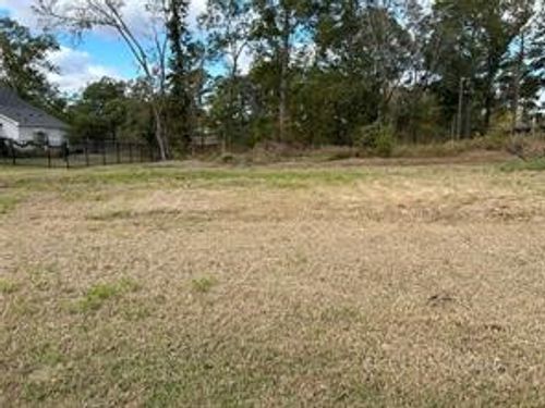 2056 Silver Point Dr, Shreveport, LA, 71106-7753 | Card Image