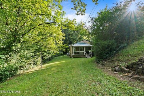 409 N 8th St, La Follette, TN, 37766-2608 | Card Image