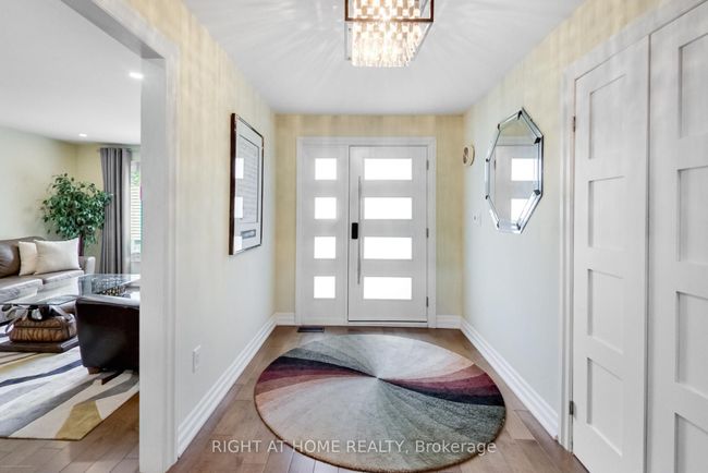 25 Ransom St, House other with 4 bedrooms, 5 bathrooms and 4 parking in Aurora ON | Image 5