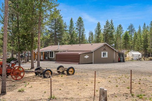 52141 Stearns Rd, La Pine, OR, 97739-7629 | Card Image