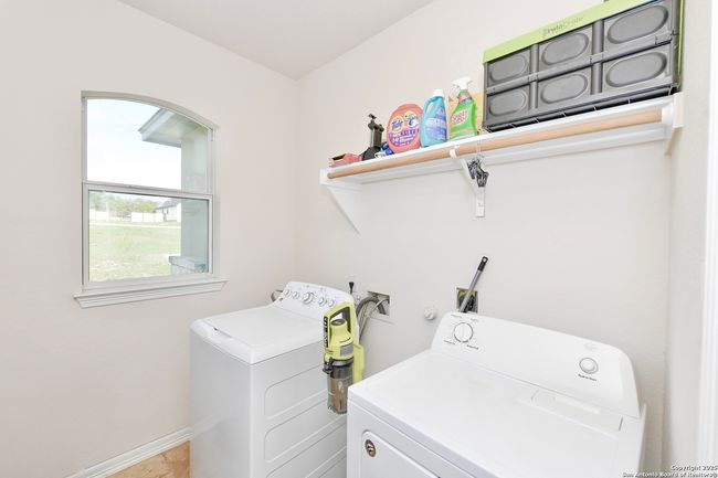 521 Saxet Trl, House other with 3 bedrooms, 2 bathrooms and null parking in Spring Branch TX | Image 25