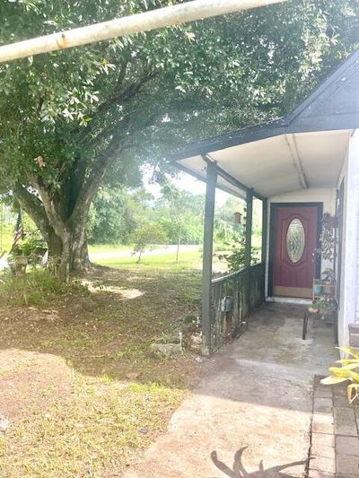 1056 Yale Avenue Se, House other with 3 bedrooms, 2 bathrooms and null parking in Palm Bay FL | Image 3