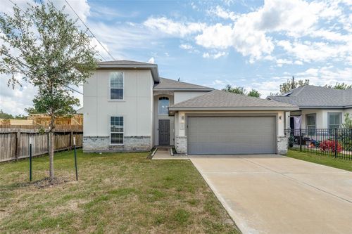 7205 England St, Houston, TX, 77021-5822 | Card Image