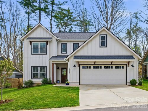 205 Weybridge Dr, Arden, NC, 28704-1440 | Card Image
