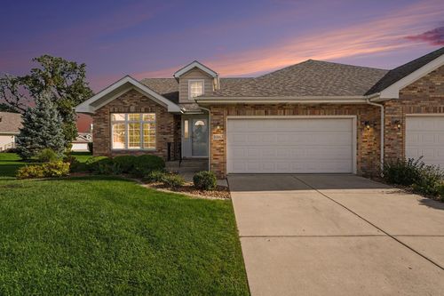 10863 Wachter Ct, Saint John, IN, 46373 | Card Image