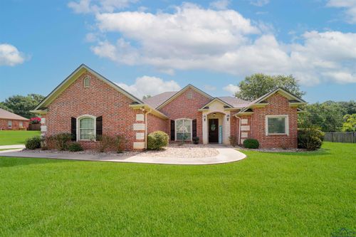 155 Kayla Ln, Longview, TX, 75602-7617 | Card Image