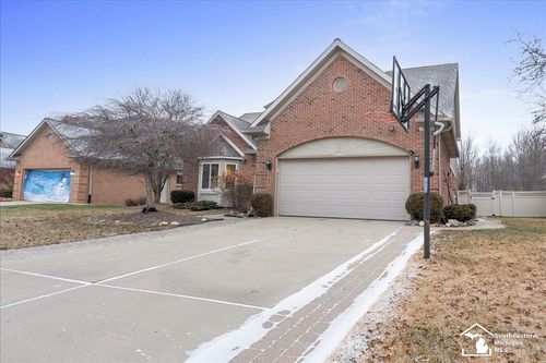 27196 Hawthorne Blvd, Flat Rock, MI, 48134-1861 | Card Image