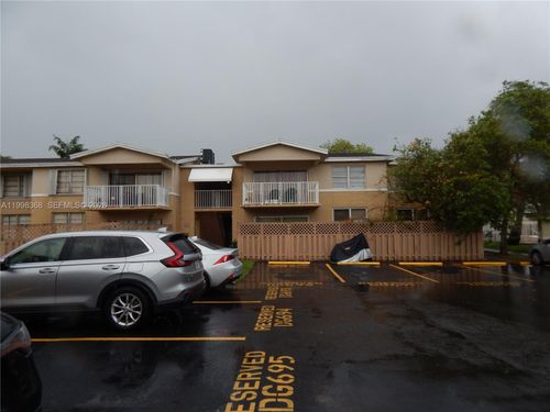 apt-2a-4200 Nw 79th Ave, Doral, FL, 33166-6528 | Card Image