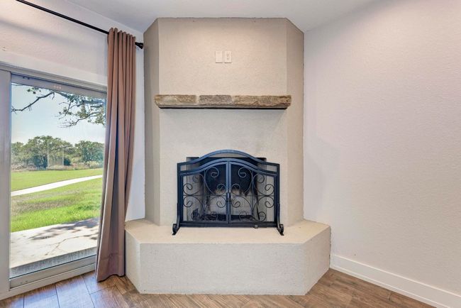 110 Chaumont St, House other with 3 bedrooms, 2 bathrooms and 2 parking in Kingsland TX | Image 11