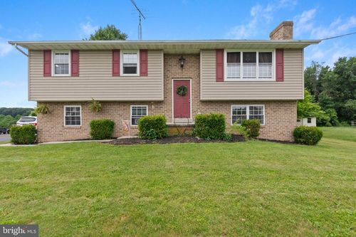 185 Pine Grove Rd, HANOVER, PA, 17331-9013 | Card Image