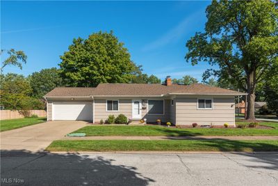 2388 Rocky River Oval, House other with 3 bedrooms, 1 bathrooms and null parking in Rocky River OH | Image 1