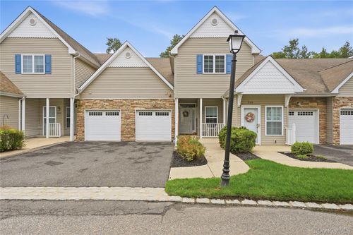 240 Ira Road, Brookhaven, NY, 11766 | Card Image