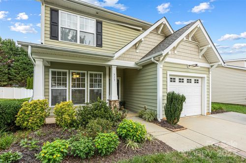 317 Sand Paver Way, Fort Mill, SC, 29708-7898 | Card Image