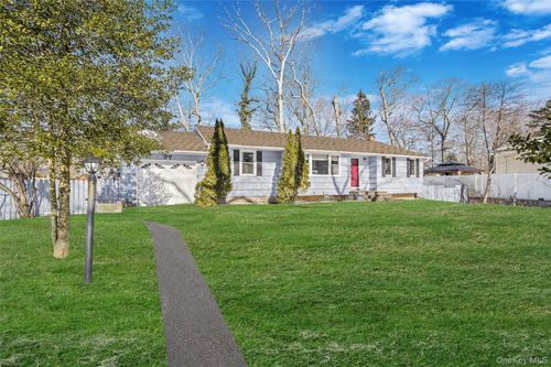 97 Echo Ave, Miller Place, NY, 11764-2205 | Card Image