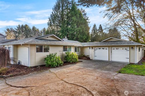 3102 60th Loop Se, Olympia, WA, 98501-5367 | Card Image