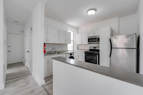 7-103 Westover Pl, West New York, NJ, 07093-2813 | Card Image