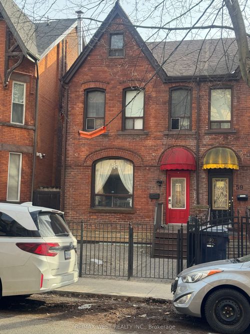 61 Homewood Avenue, Toronto, ON, M4Y2K4 | Card Image