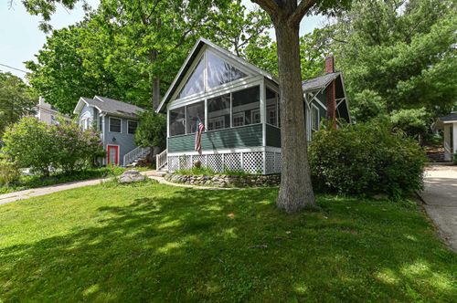 84 Lower Loch Vista Dr, Williams Bay, WI, 53191-9754 | Card Image