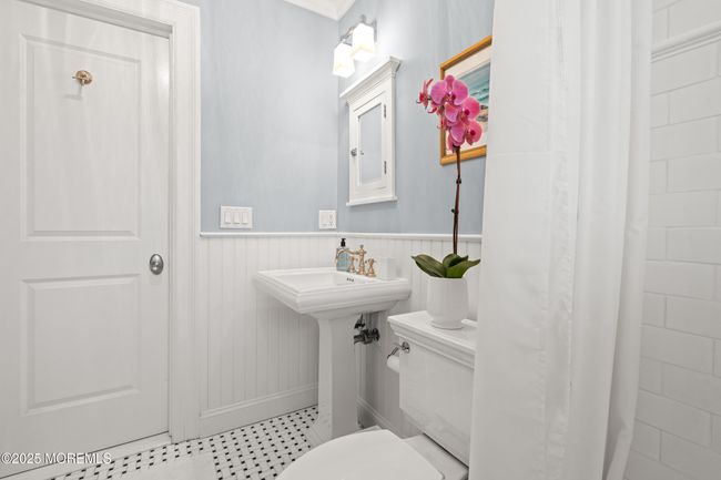 104 Lake Dr, House other with 4 bedrooms, 3 bathrooms and null parking in Allenhurst NJ | Image 41