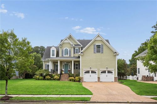 304 Founders Pointe Trl, Carrollton, VA, 23314-2738 | Card Image