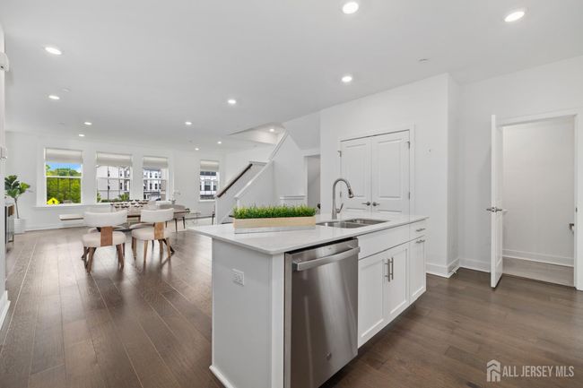 1617 Swales Ct, Townhouse with 3 bedrooms, 4 bathrooms and null parking in Monroe NJ | Image 9