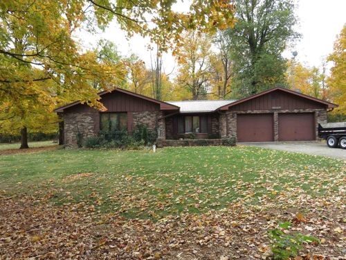 79 E Edgewood Dr, Springport, IN, 47386-9746 | Card Image