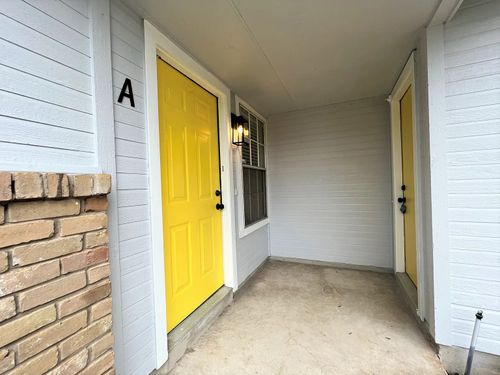 apt-a-12214 Thompkins Dr, Austin, TX, 78753-6117 | Card Image
