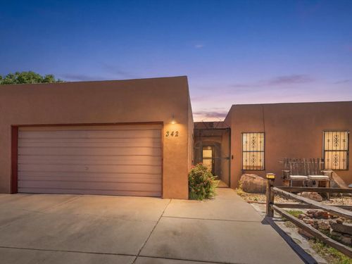342 Sunset Farm Pl Sw, Albuquerque, NM, 87105-2765 | Card Image