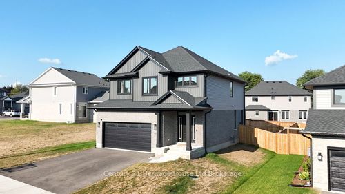 101 Graydon Dr, Mount Elgin, ON, N0J1N0 | Card Image