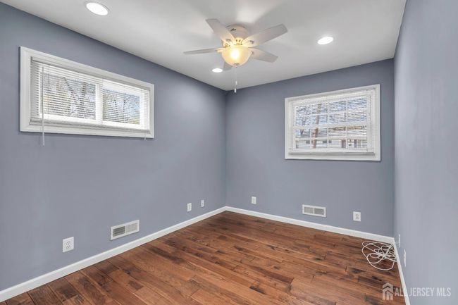 27 Brookside Rd, House other with 3 bedrooms, 3 bathrooms and null parking in Edison NJ | Image 19