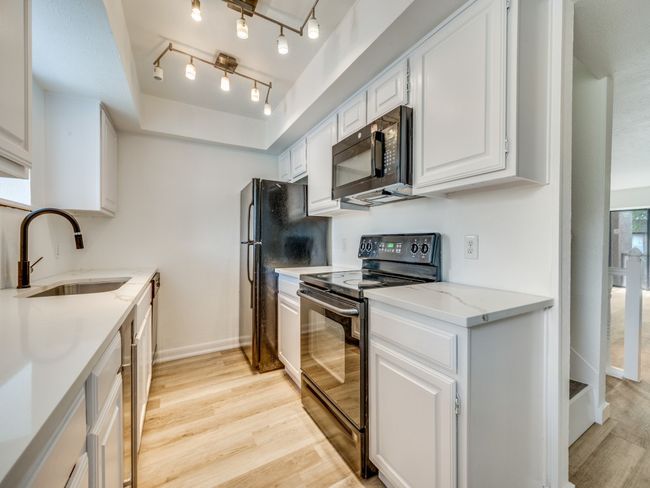 APT-1154 - 4515 N O Connor Rd, Condo with 3 bedrooms, 3 bathrooms and null parking in Irving TX | Image 9