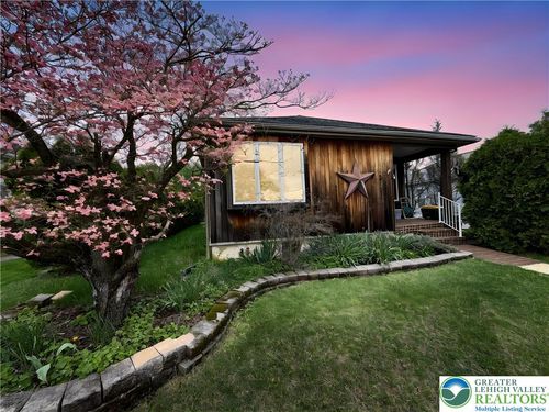 2741 Limestone St, Coplay, PA, 18037-2221 | Card Image