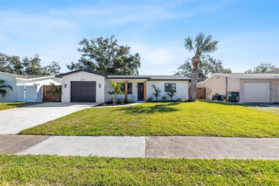 2221 Lauren Drive, House other with 2 bedrooms, 2 bathrooms and null parking in Largo FL | Image 3