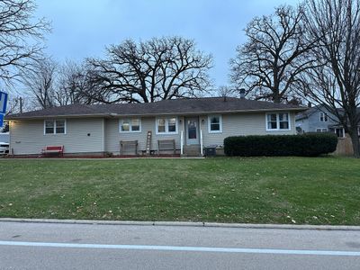 537 E High Street, House other with 3 bedrooms, 2 bathrooms and 4 parking in MORRISON IL | Image 1