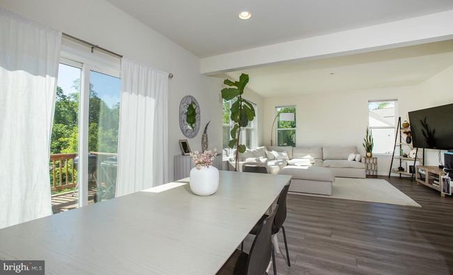 807 Anthony Dr, Townhouse with 3 bedrooms, 3 bathrooms and null parking in HARRISBURG PA | Image 7