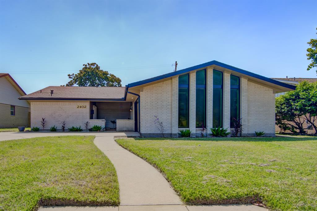 Gerol Dr, Galveston, TX 77551