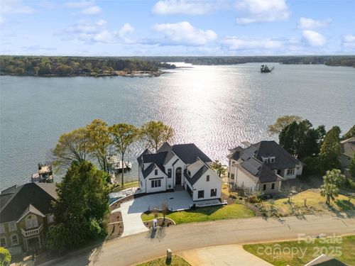 7116 Topsail Cir, Tega Cay, SC, 29708-8513 | Card Image