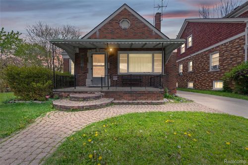 6874 Greenview Ave, Detroit, MI, 48228-3497 | Card Image