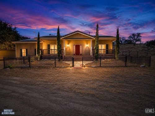 11900 Jay Dr, Caliente, CA, 93518-2849 | Card Image