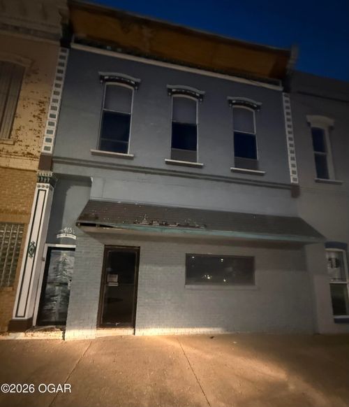 403 Commercial St, Oswego, KS, 67356-2017 | Card Image