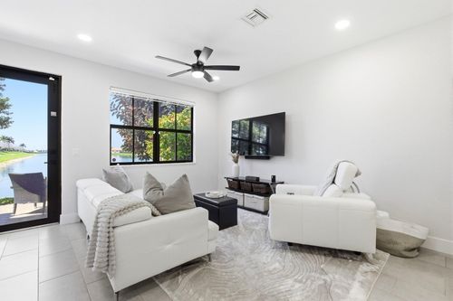 8403 Lakeview Trl, Parkland, FL, 33076-4140 | Card Image