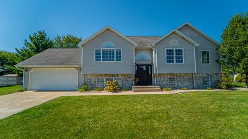 611 Iowa Dr, Lowell, IN, 46356-4602 | Card Image