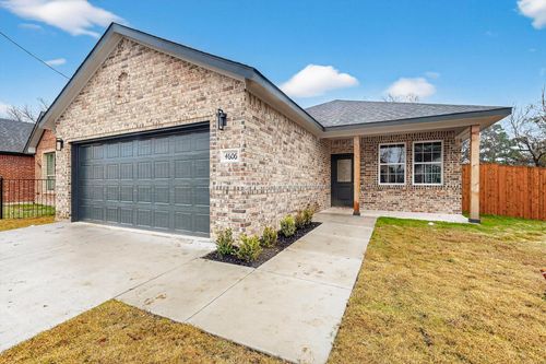 4607 Metropolitan Ave, Dallas, TX, 75210 | Card Image