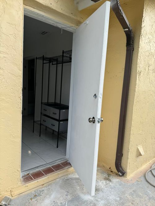 9409 Nw 81st Mnr, Tamarac, FL, 33321-1450 | Card Image