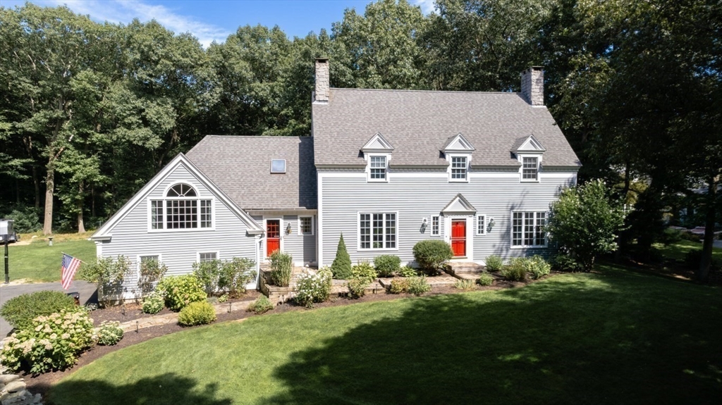 Knobb Hl, Byfield, MA 01922